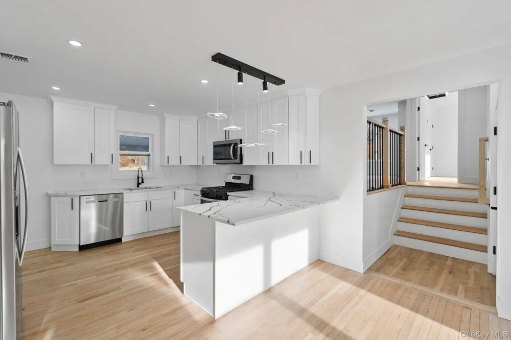 52 Rudolph Road Modena, NY 12548