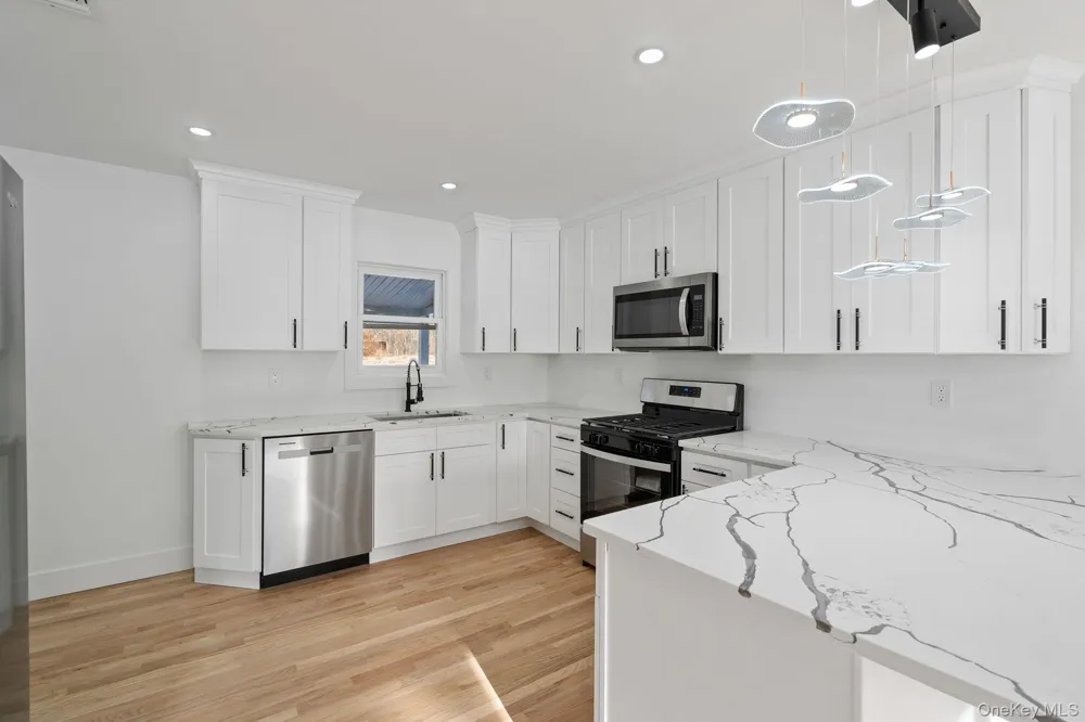 52 Rudolph Road Modena, NY 12548
