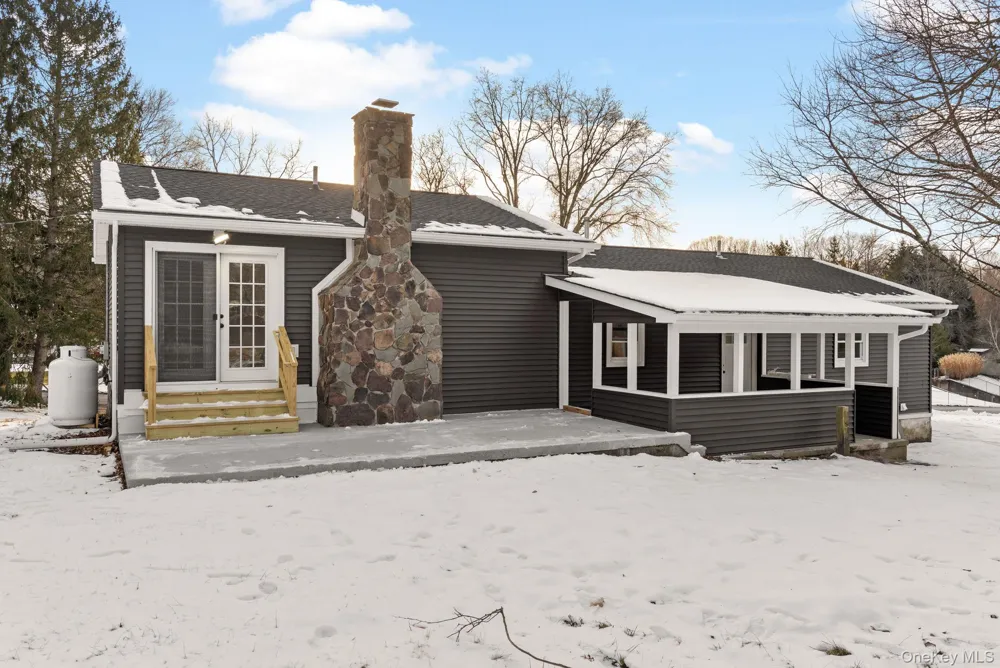 52 Rudolph Road Modena, NY 12548