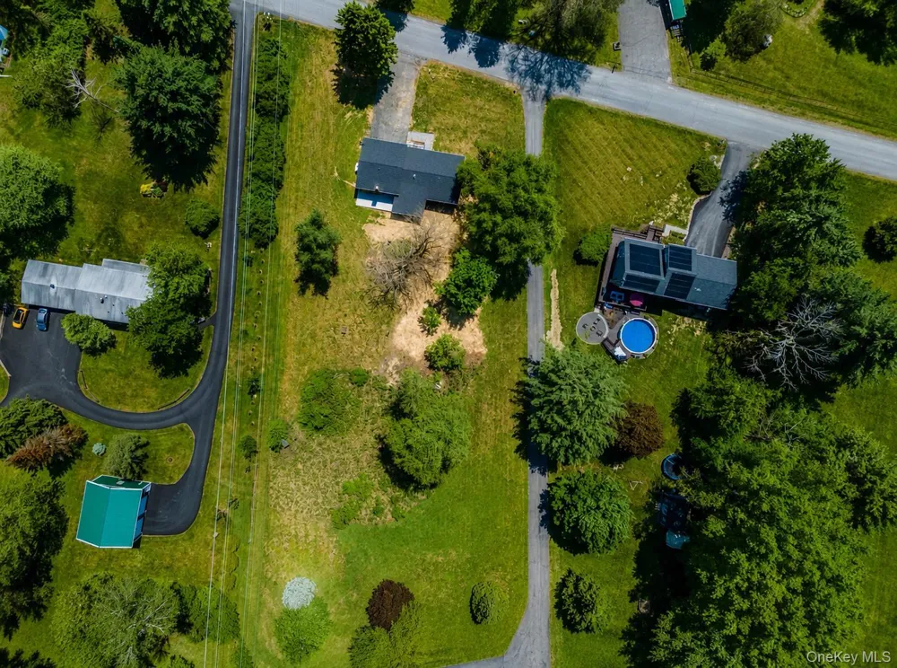 52 Rudolph Road Modena, NY 12548