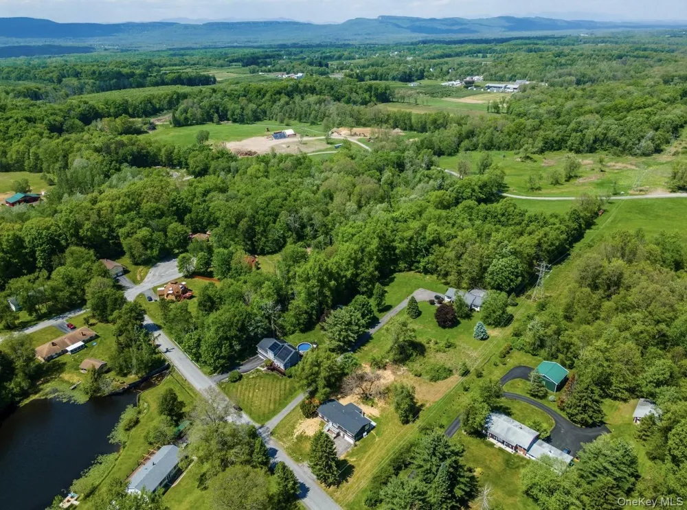 52 Rudolph Road Modena, NY 12548