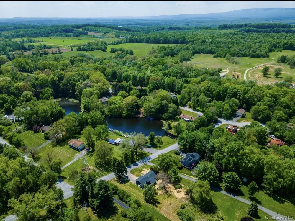 52 Rudolph Road Modena, NY 12548