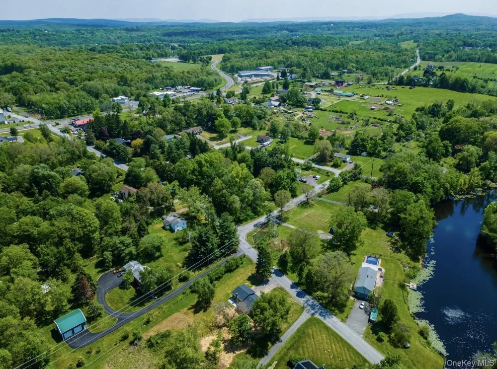 52 Rudolph Road Modena, NY 12548