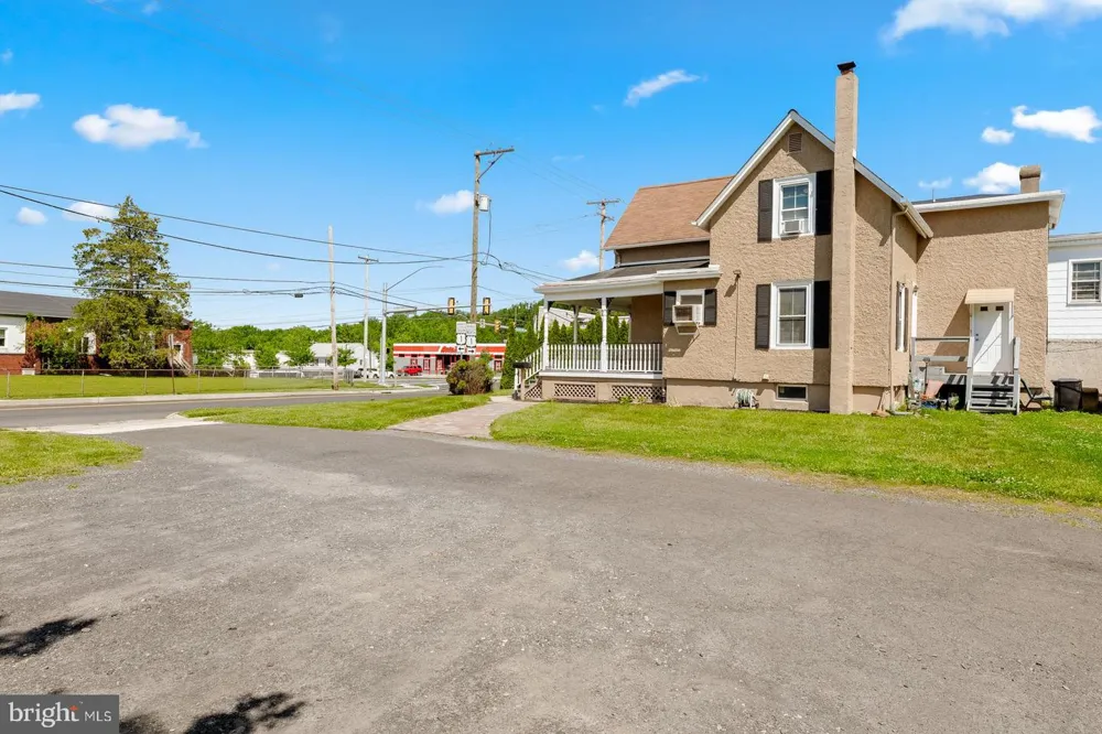 115 HULMEVILLE AVENUE Penndel, PA 19047