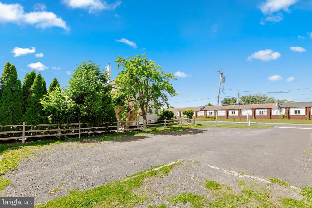 115 HULMEVILLE AVENUE Penndel, PA 19047
