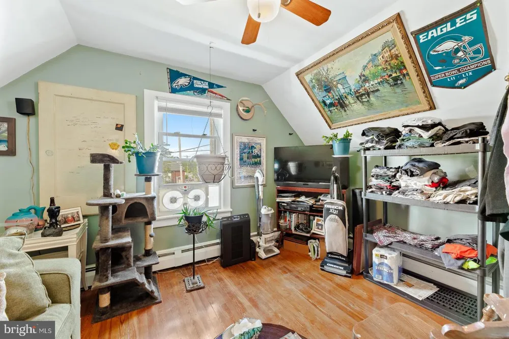 115 HULMEVILLE AVENUE Penndel, PA 19047