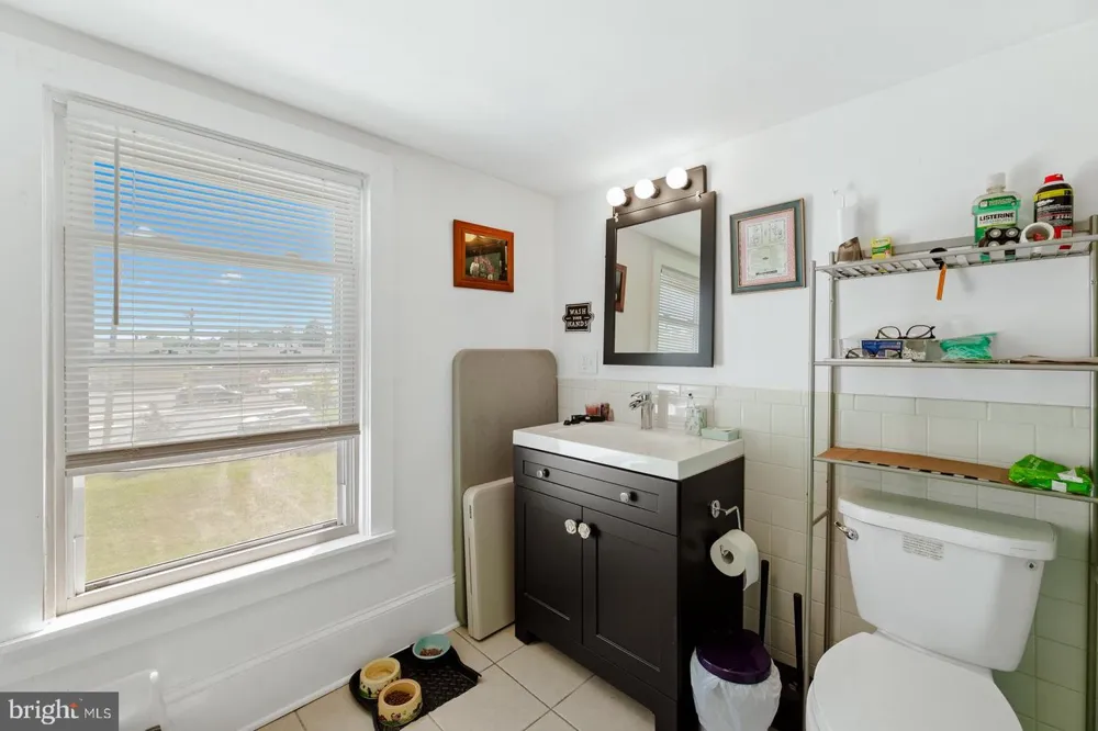 115 HULMEVILLE AVENUE Penndel, PA 19047