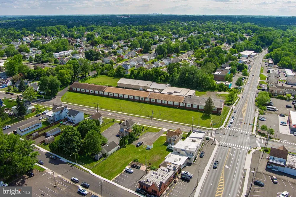 115 HULMEVILLE AVENUE Penndel, PA 19047