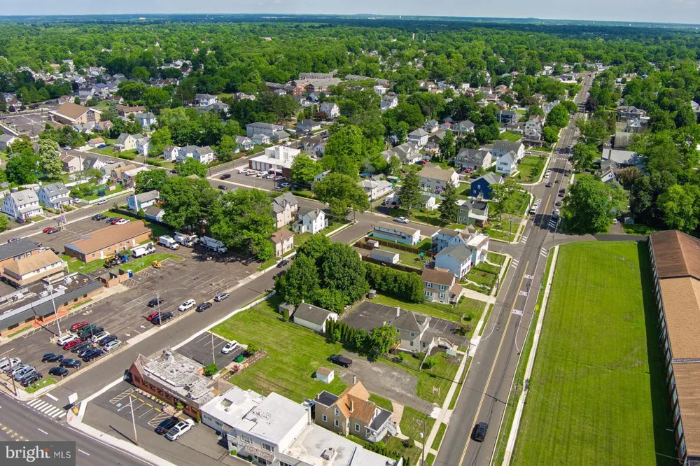 115 HULMEVILLE AVENUE Penndel, PA 19047