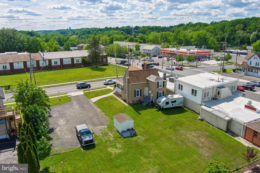 115 HULMEVILLE AVENUE Penndel, PA 19047