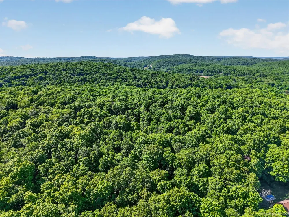 29-35 Bowen Court Holmes, NY 10512