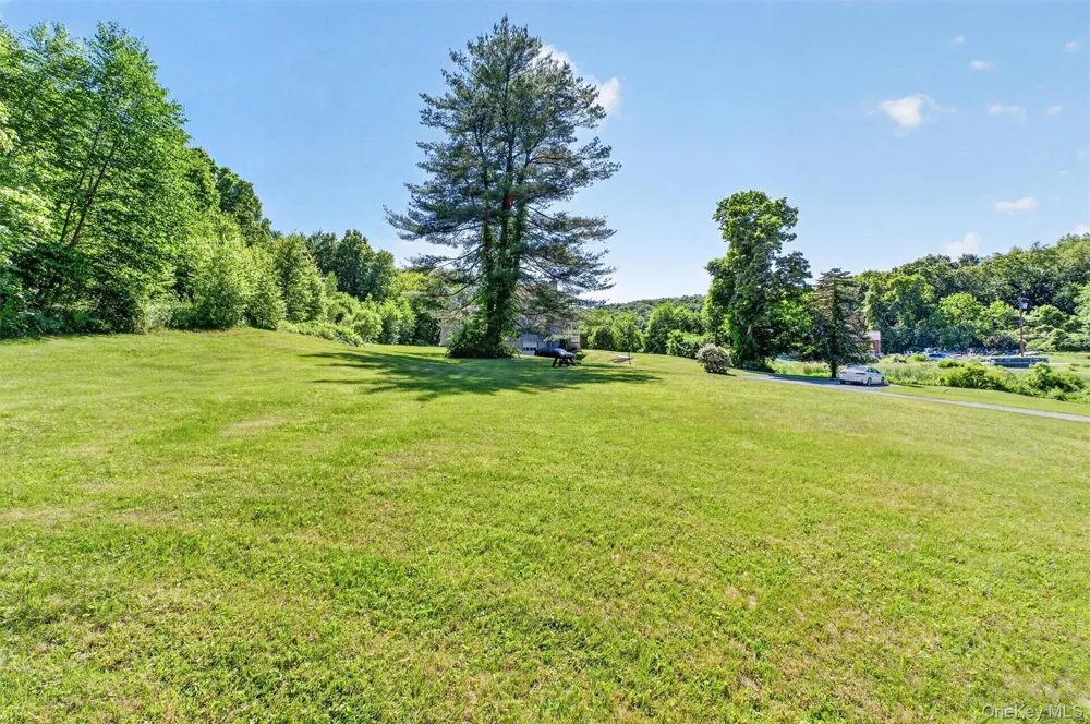 29-35 Bowen Court Holmes, NY 10512