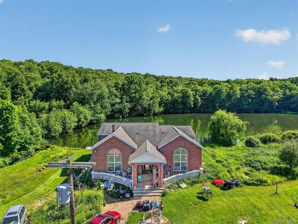 29-35 Bowen Court Holmes, NY 10512