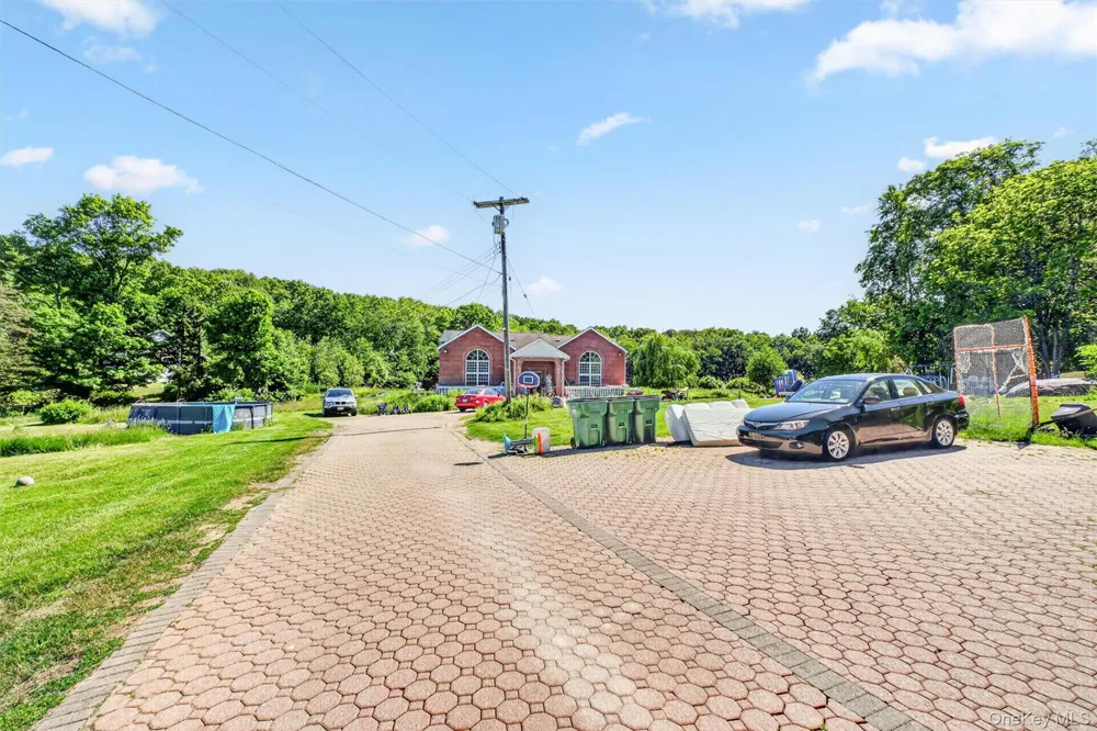 29-35 Bowen Court Holmes, NY 10512