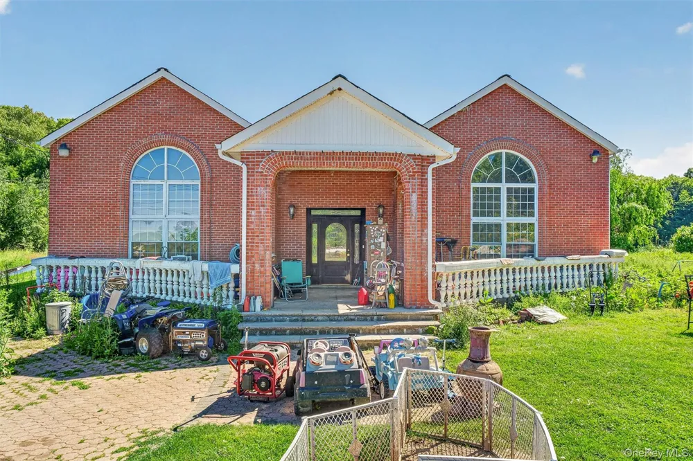 29-35 Bowen Court Holmes, NY 10512
