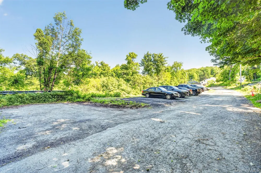 29-35 Bowen Court Holmes, NY 10512