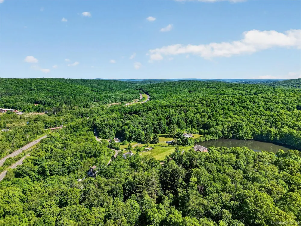 29-35 Bowen Court Holmes, NY 10512