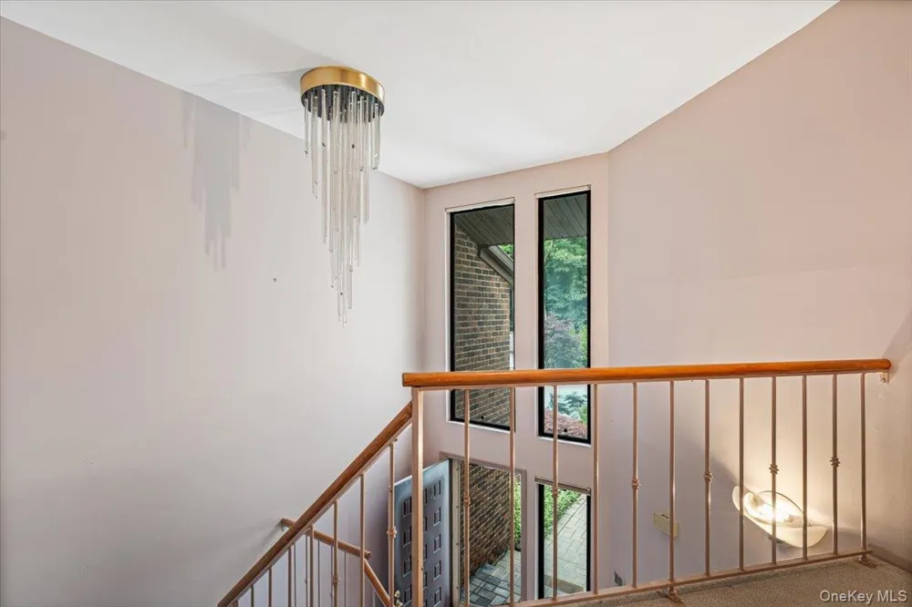 2 Maple Run Drive Jericho, NY 11753