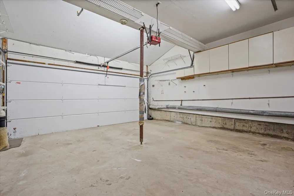 2 Maple Run Drive Jericho, NY 11753
