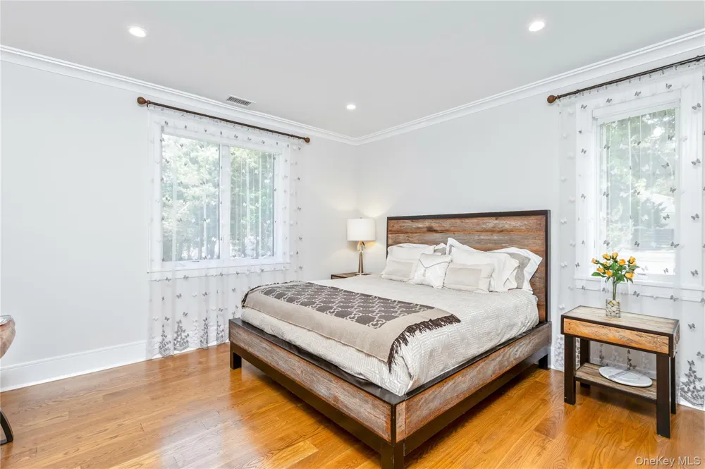 26 Tuthill Lane Remsenburg, NY 11960