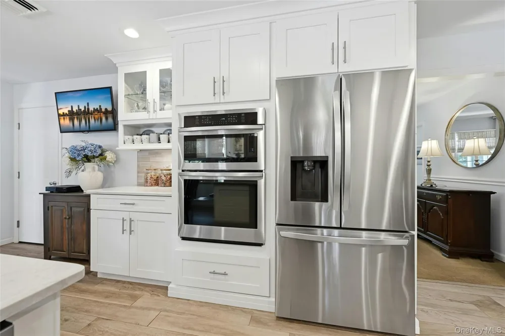 5 Crabapple Court Mount Sinai, NY 11766