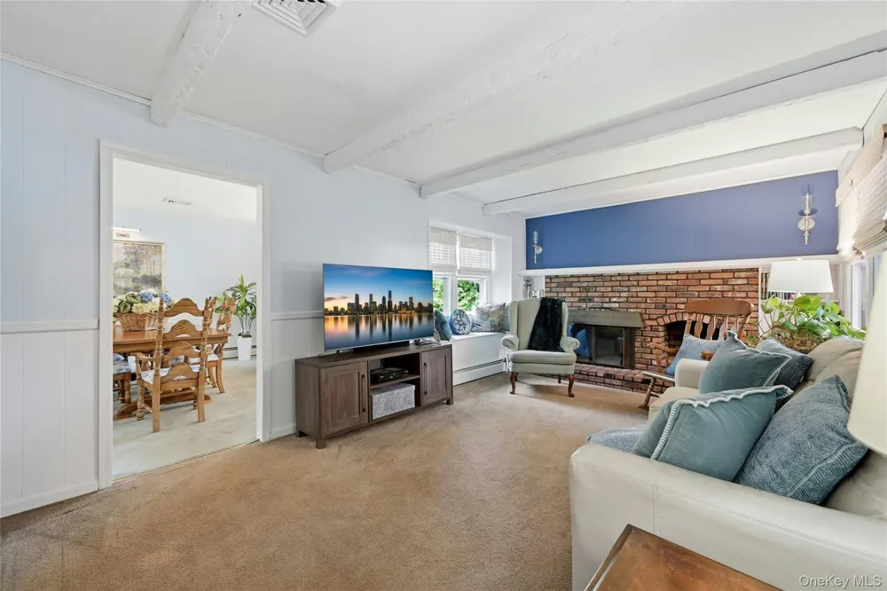 5 Crabapple Court Mount Sinai, NY 11766