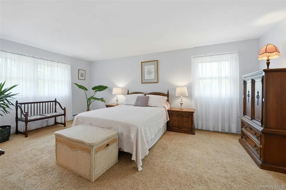 5 Crabapple Court Mount Sinai, NY 11766
