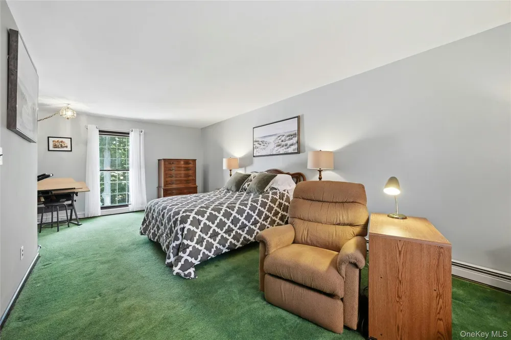 5 Crabapple Court Mount Sinai, NY 11766