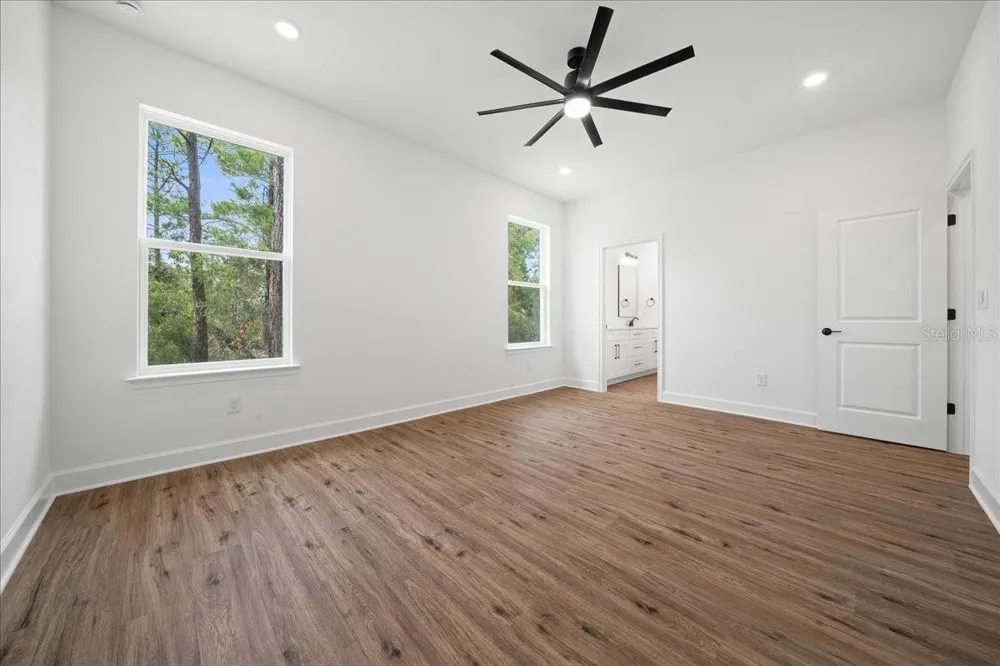 10325 DOTTED WREN AVENUE Weeki Wachee, FL 34613