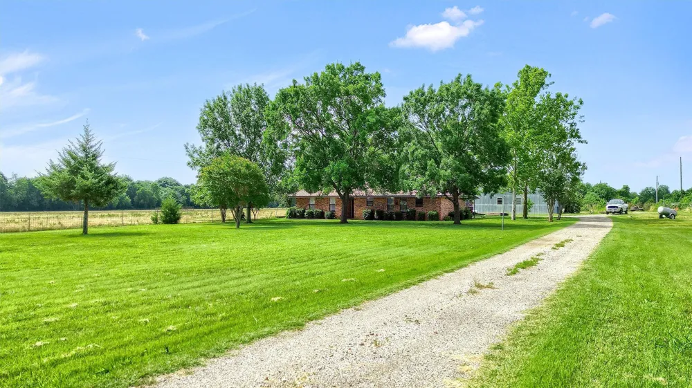 1730 Mackey Road Gunter, TX 75459