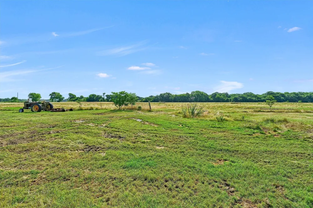 1730 Mackey Road Gunter, TX 75459