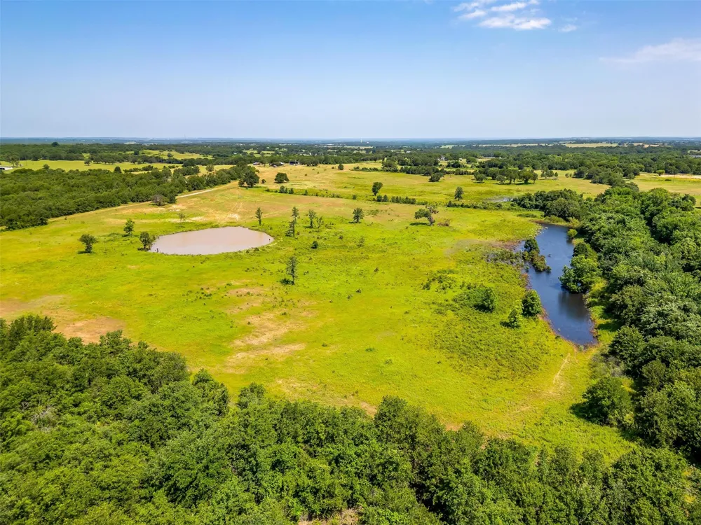 210 Trails End Poolville, TX 76487
