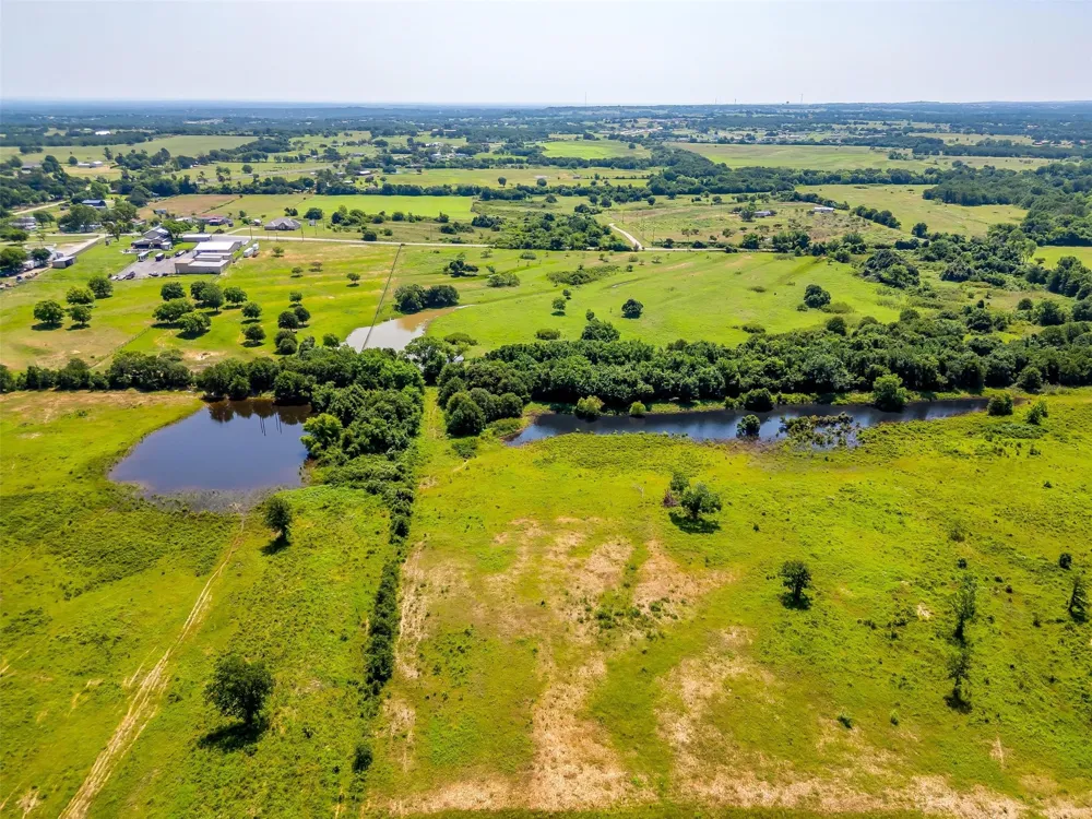 210 Trails End Poolville, TX 76487