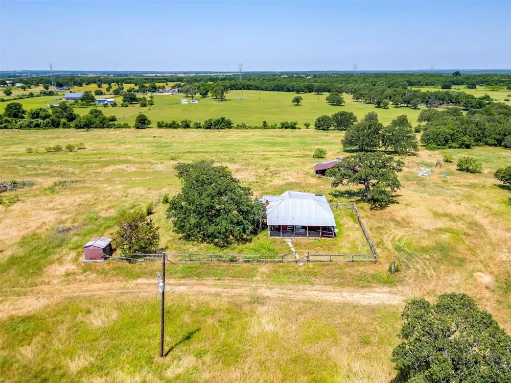 210 Trails End Poolville, TX 76487