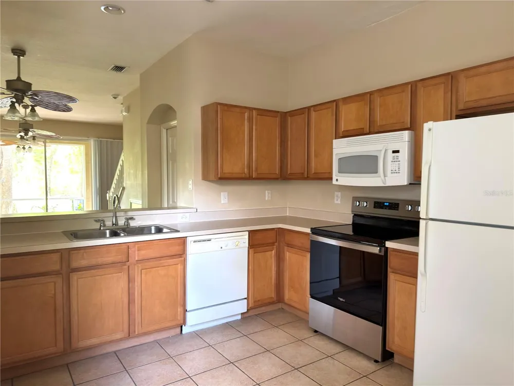 2437 EARLSWOOD COURT Brandon, FL 33510