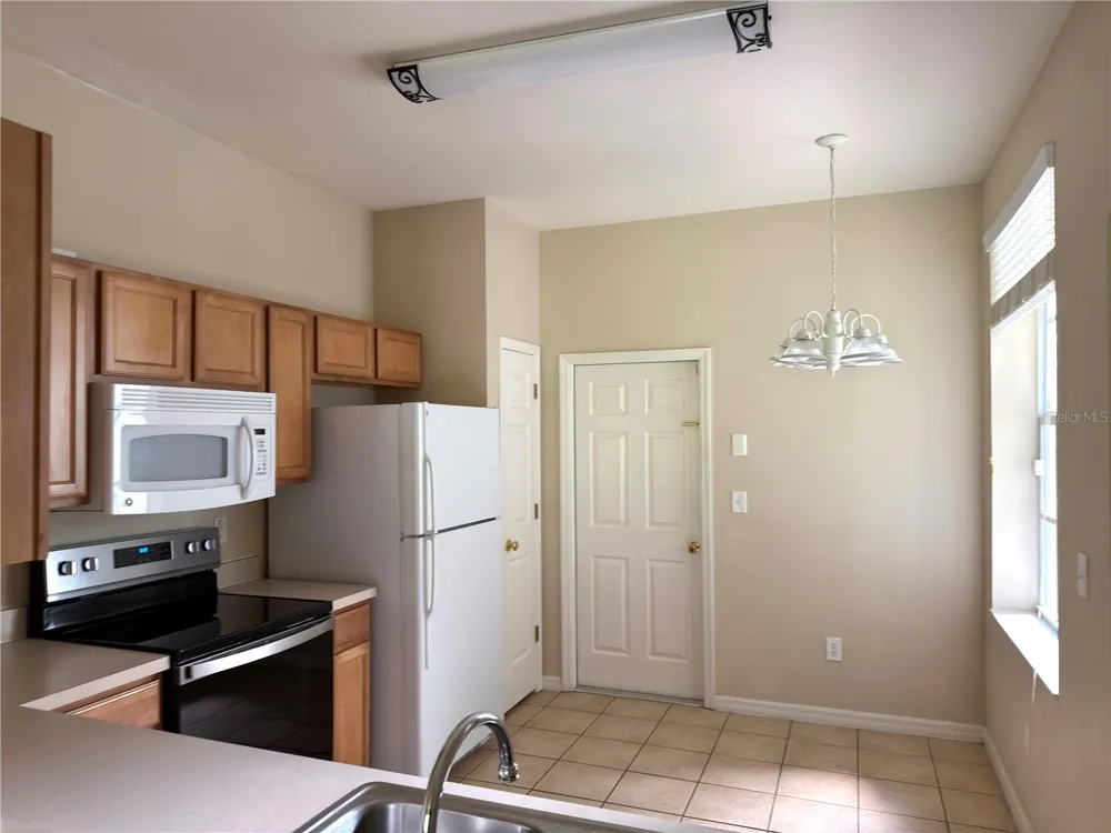 2437 EARLSWOOD COURT Brandon, FL 33510