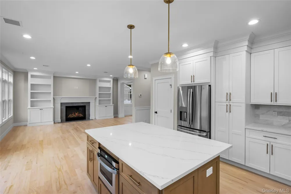 21 Devon Road Bethpage, NY 11714