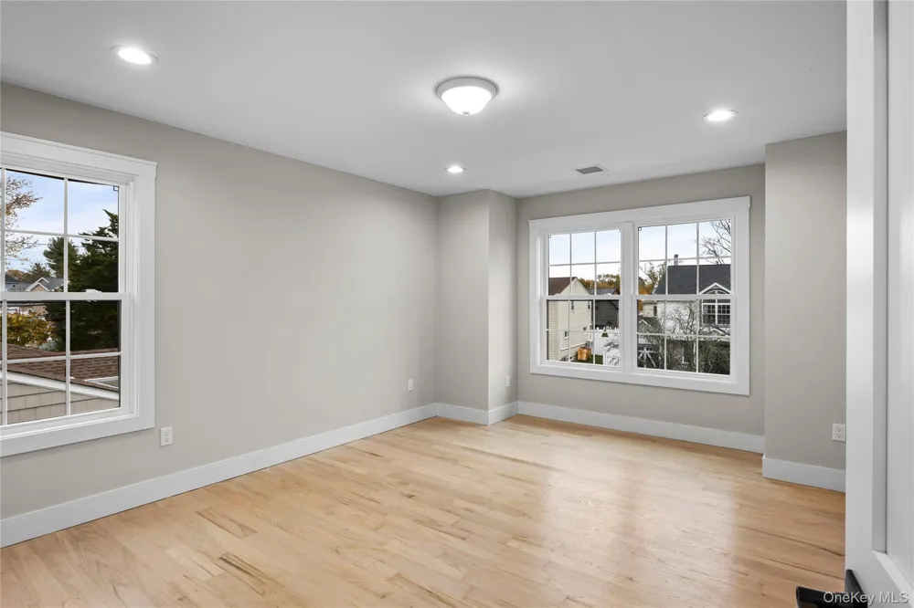 21 Devon Road Bethpage, NY 11714