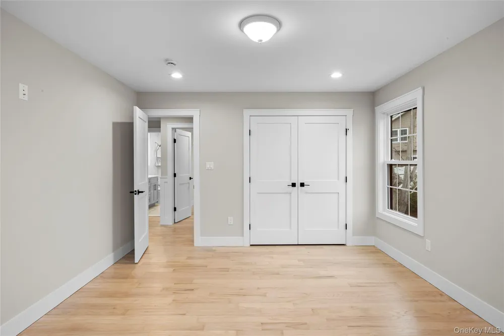 21 Devon Road Bethpage, NY 11714