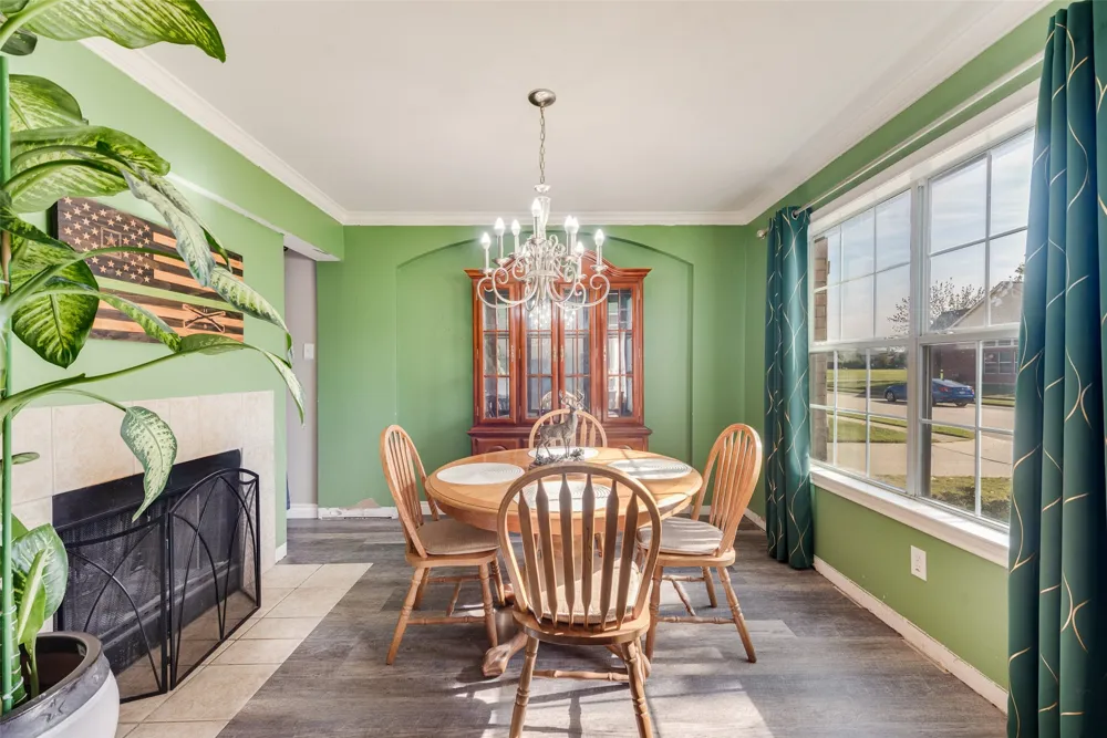8933 Tucker Street Cross Roads, TX 76227
