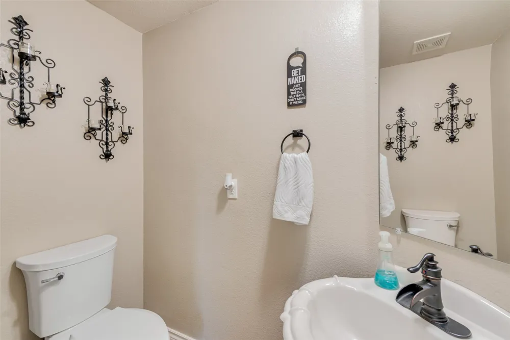 8933 Tucker Street Cross Roads, TX 76227