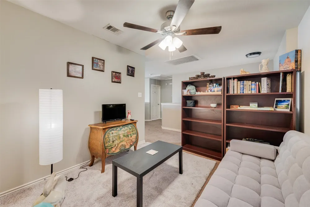 8933 Tucker Street Cross Roads, TX 76227