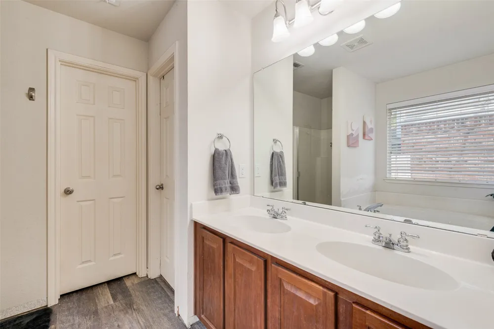 8933 Tucker Street Cross Roads, TX 76227