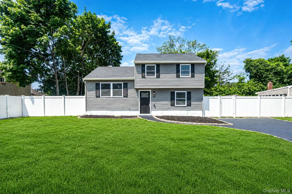 610 Americus Avenue East Patchogue, NY 11772