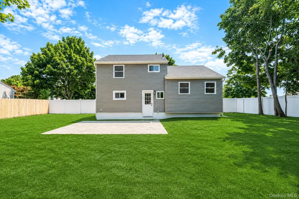 610 Americus Avenue East Patchogue, NY 11772
