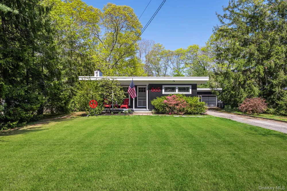 865 Track Avenue Cutchogue, NY 11935