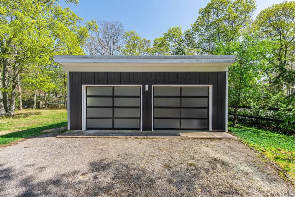 865 Track Avenue Cutchogue, NY 11935