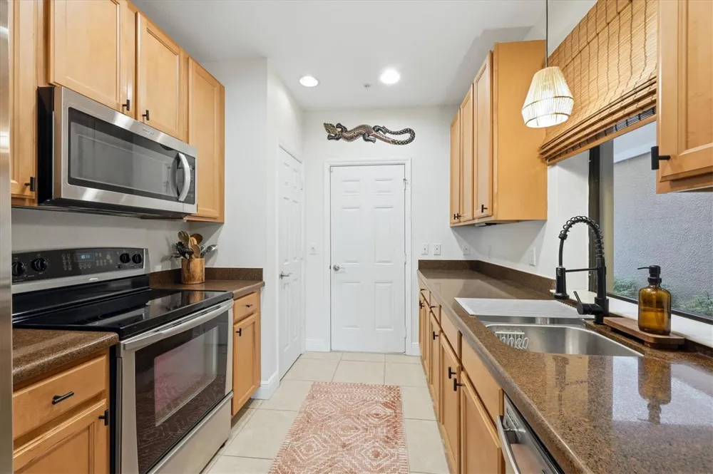 7210 HAMILTON ROAD Bradenton, FL 34209