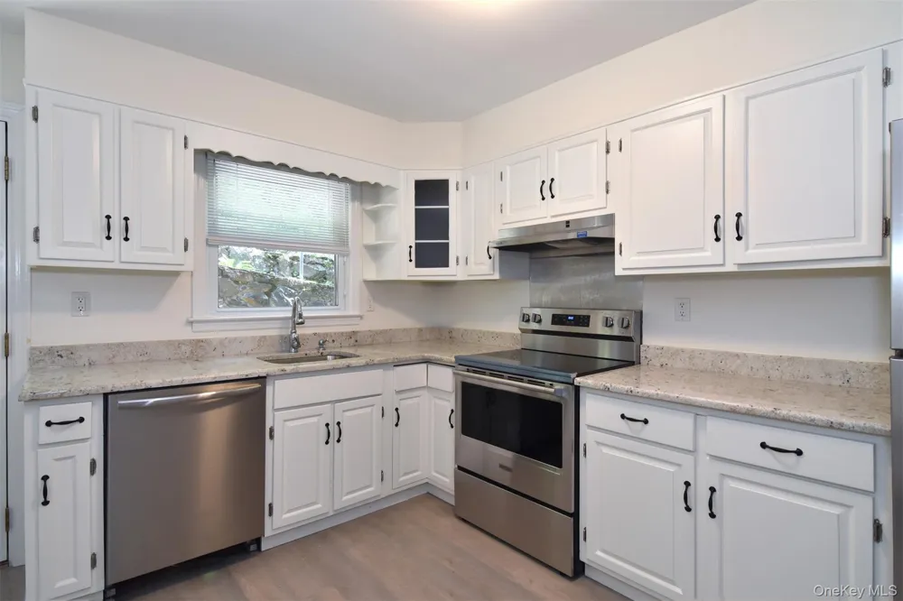 74 Briary Road Dobbs Ferry, NY 10522