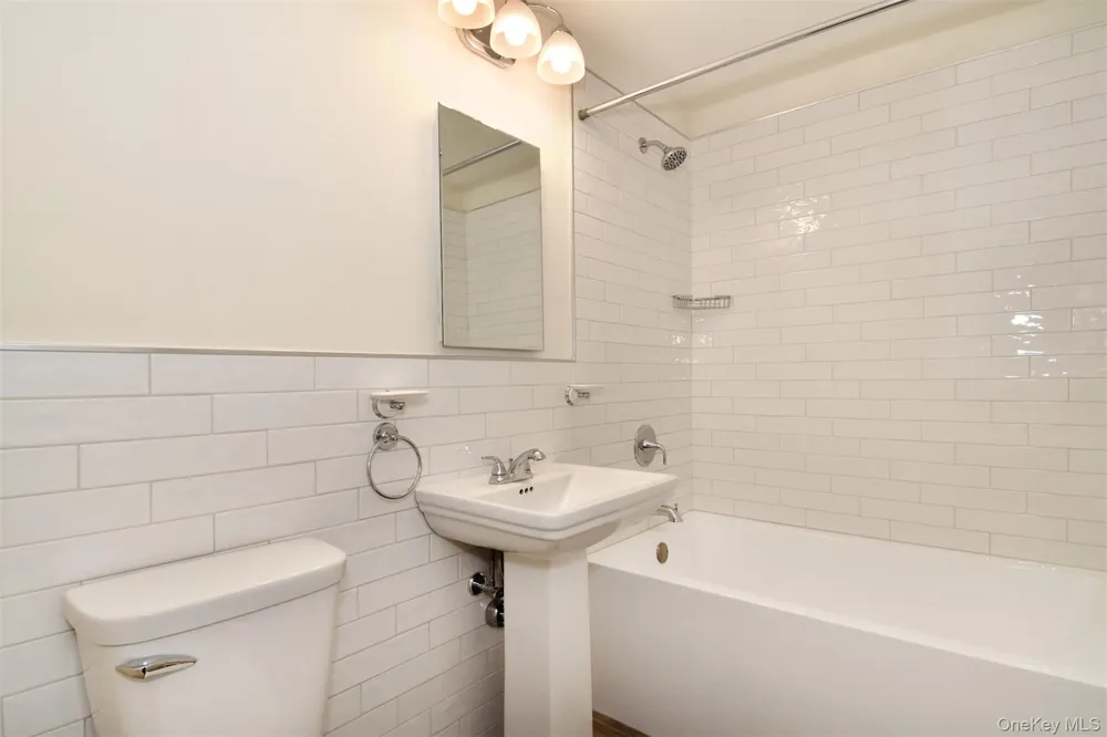 74 Briary Road Dobbs Ferry, NY 10522
